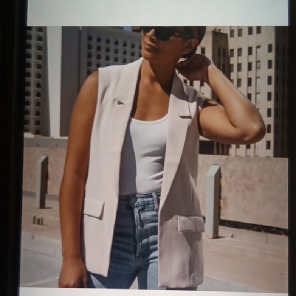 Evereve Sleeveless Blazer Vest Coquette Ballet Chic Blush Nude Womens M - Picture 1 of 8